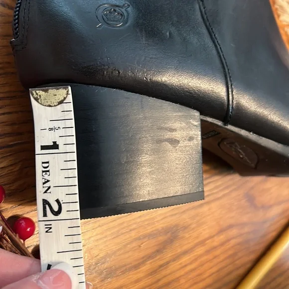 🆕BORN🍁Black LEATHER🖤Riding BOOTS Back Zipper 2” Heel Size 7M⭐️NEW with Tags - Picture 11 of 13